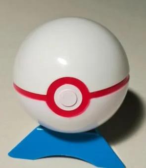 Pokébola + Mini Pokémon